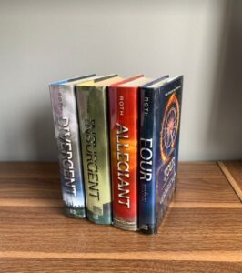 Divergent series book collection.