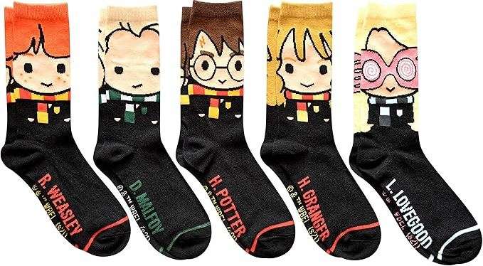 Officially Licensed Harry Potter socks
Fits shoe size 4-10
Includes 5 Pairs (1 pair of each design)