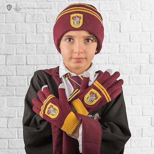 Cinereplicas Harry Potter - Beanie and Gloves Set - Kids - Gryffindor/Slytherin/Ravenclaw/Hufflepuff - Offcially licensed