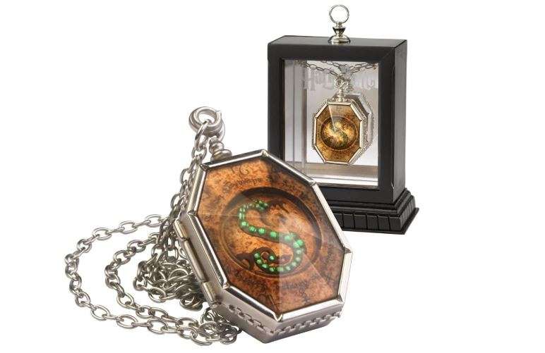 The Noble Collection The Horcrux Locket 