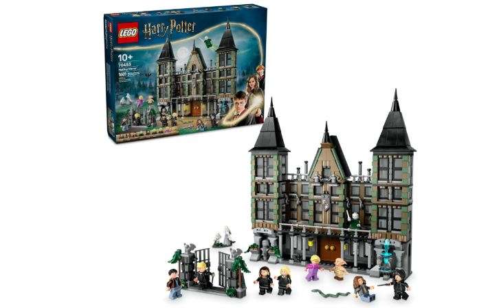 LEGO Harry Potter Malfoy Manor Building Toy - Harry Potter Toy for Boys and Girls, Ages 10+ - Collectible Kids Toy for Fans - Includes 9 Minifigures - 76453
