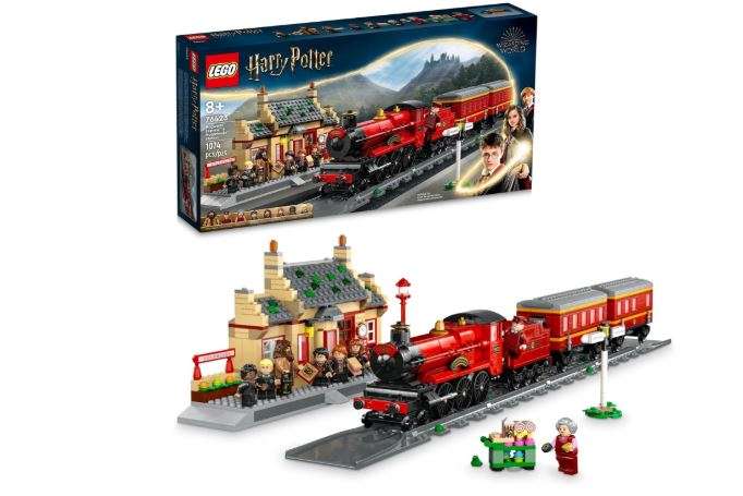 LEGO Harry Potter Hogwarts Express & Hogsmeade Station Building Toy - Pretend Play and Display Decor for Boys & Girls, Ages 8+ - Gift Idea for