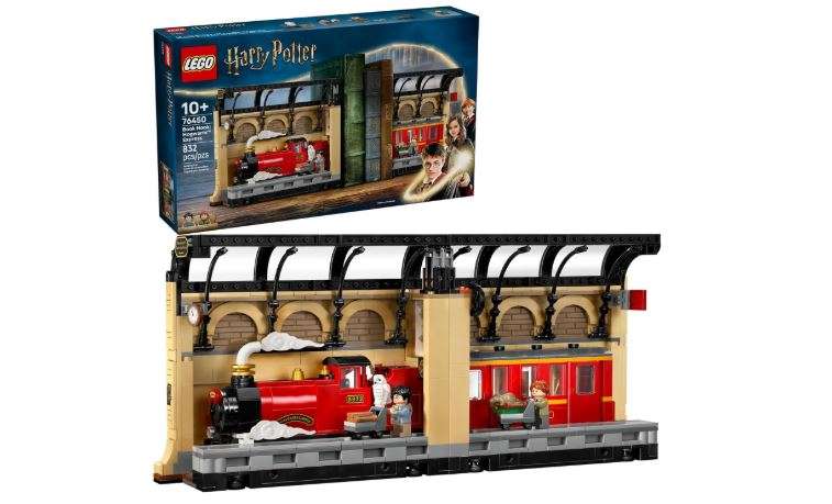LEGO Harry Potter Book Nook: Hogwarts Express Building Set - Bedroom Shelf Decor for Boys, Girls, & Fans, Ages 10+ - Collectible Harry & Ron...

