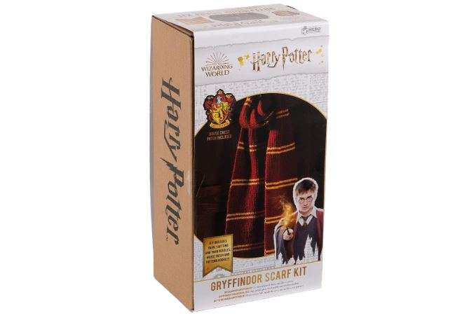 Hero Collector Hogwarts Gryffindor House Scarf | Harry Potter Wizarding World Knitting Kits 