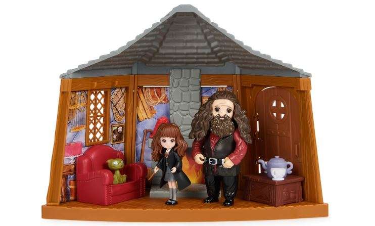 Wizarding World Harry Potter, Magical Minis Hagrid’s Hut Playset with 2 Figures and 9 Doll Accessories, Kids Toys for Ages 6 and up 
