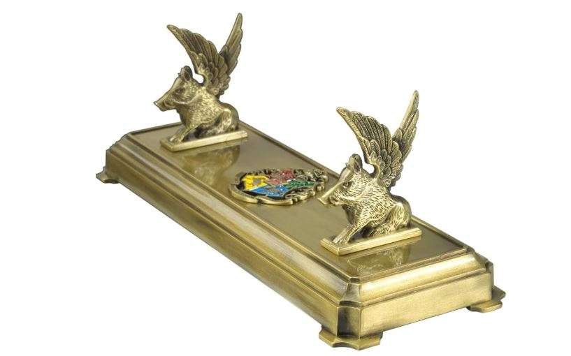 The Noble Collection Harry Potter Hogwarts House Wand Stand