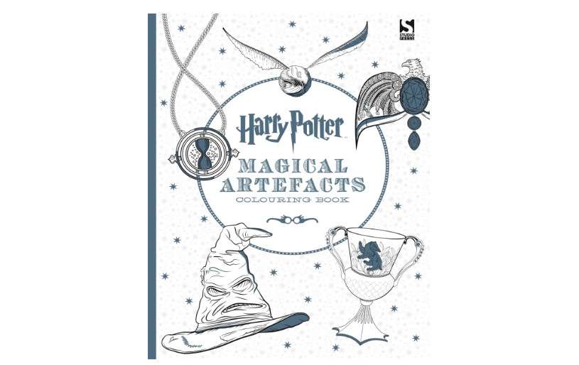 Harry Potter Magical Artefacts Colouring Book 4. 