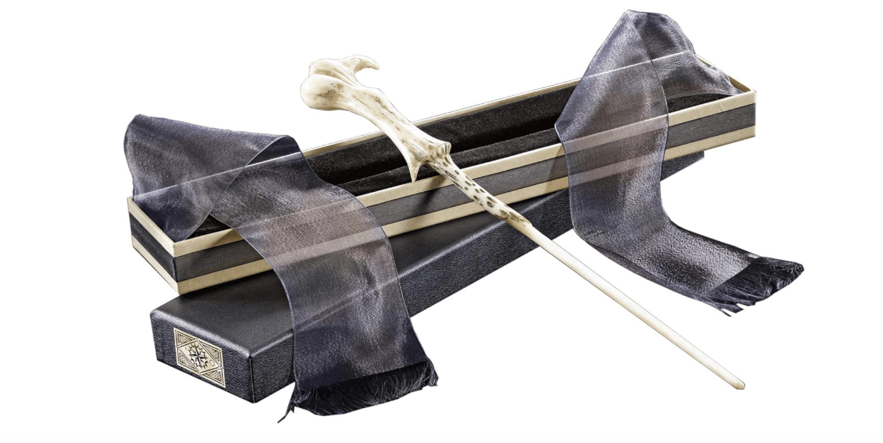 The Noble Collection Harry Potter Lord Voldemort's Wand in Ollivander's Box