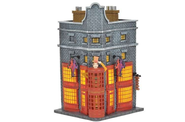 Department 56 Harry Potter Village Weasleys' Wizard Wheezes Lit Building, 8.11 Inch, Multicolor 