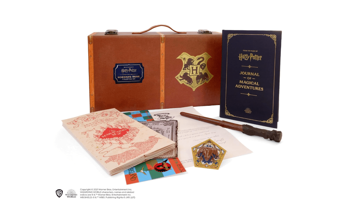 Harry Potter: Hogwarts Trunk Collectible Set