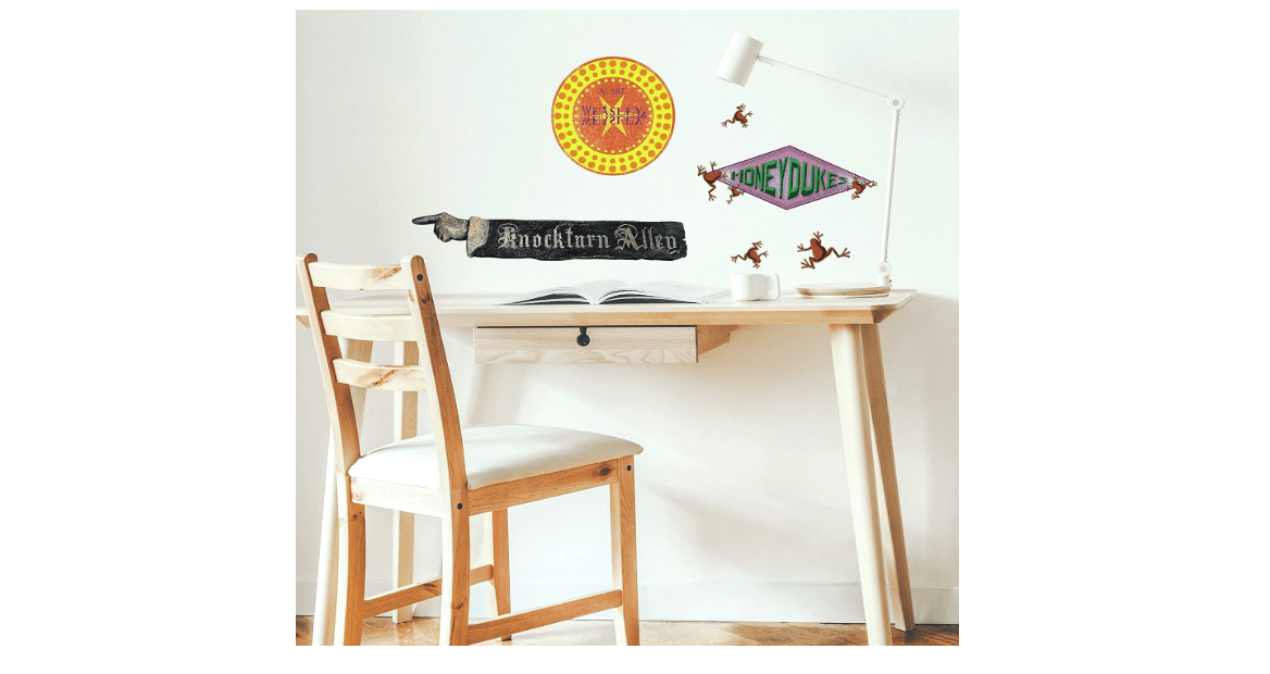 RoomMates RMK3778SCS Harry Potter Signs Peel and Stick Wall Decals