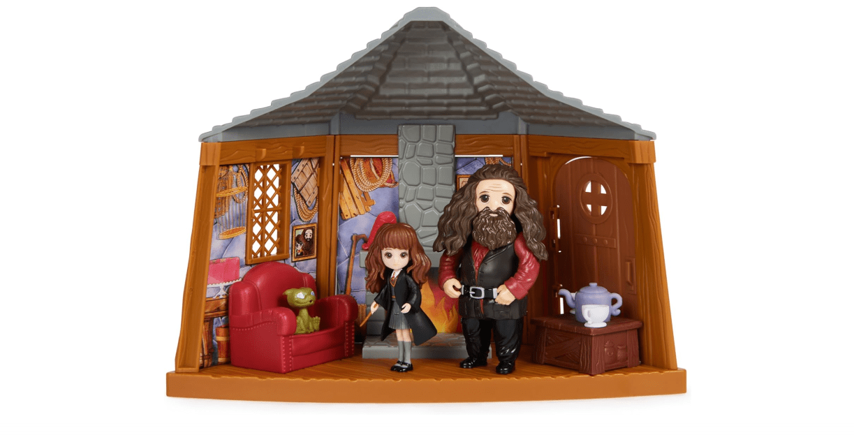 Wizarding World Harry Potter, Magical Minis Hagrid’s Hut Playset with 2 Figures and 9 Doll Accessories, Kids Toys for Ages 6 and up
