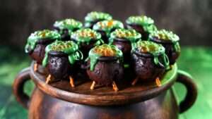 cauldron cake pops
