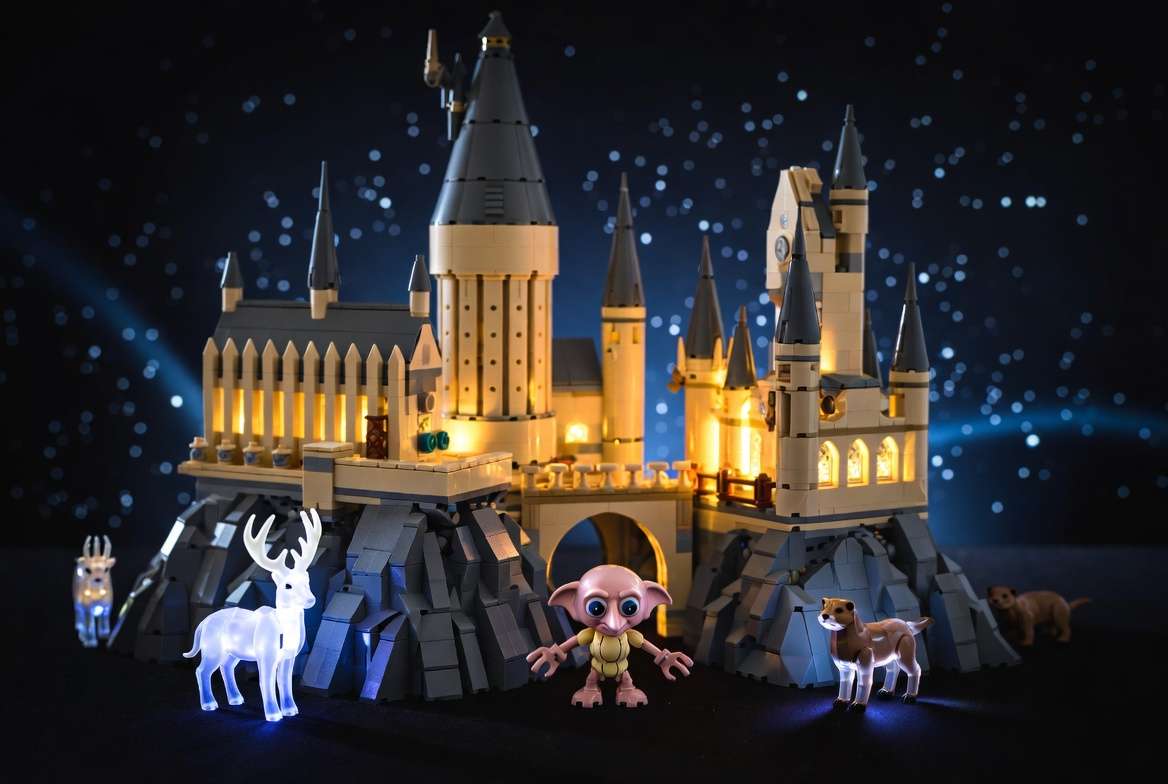 Harry Potter LEGO 2026 sets display and building ideas with lighting