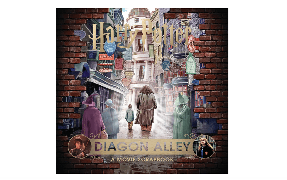 Harry Potter - Diagon Alley: A Movie Scrapbook [Hardcover] Warner Bros. & Jody Revenson 