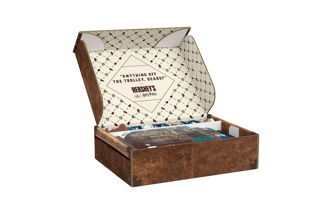HERSHEY'S Harry Potter Milk Chocolate Variety Pack, Gift Box, Individually Wrapped, 30.33 oz (Amazon Exclusive) 