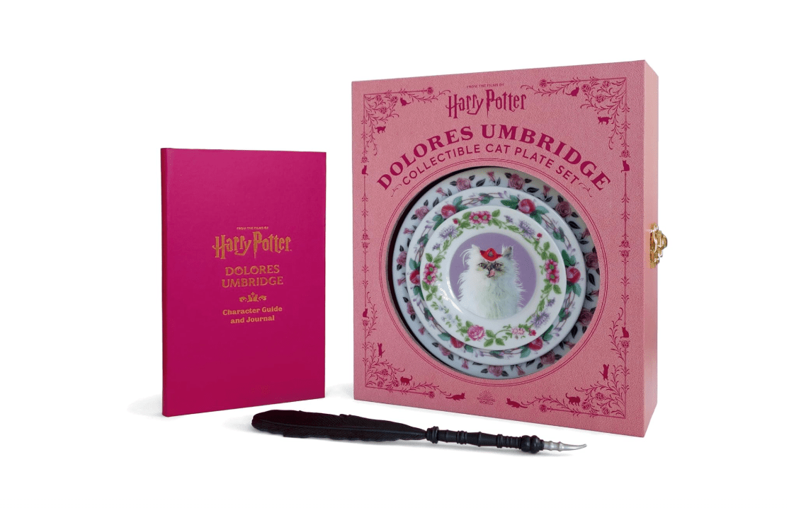 Harry Potter: Dolores Umbridge Collectible Cat Plate Set