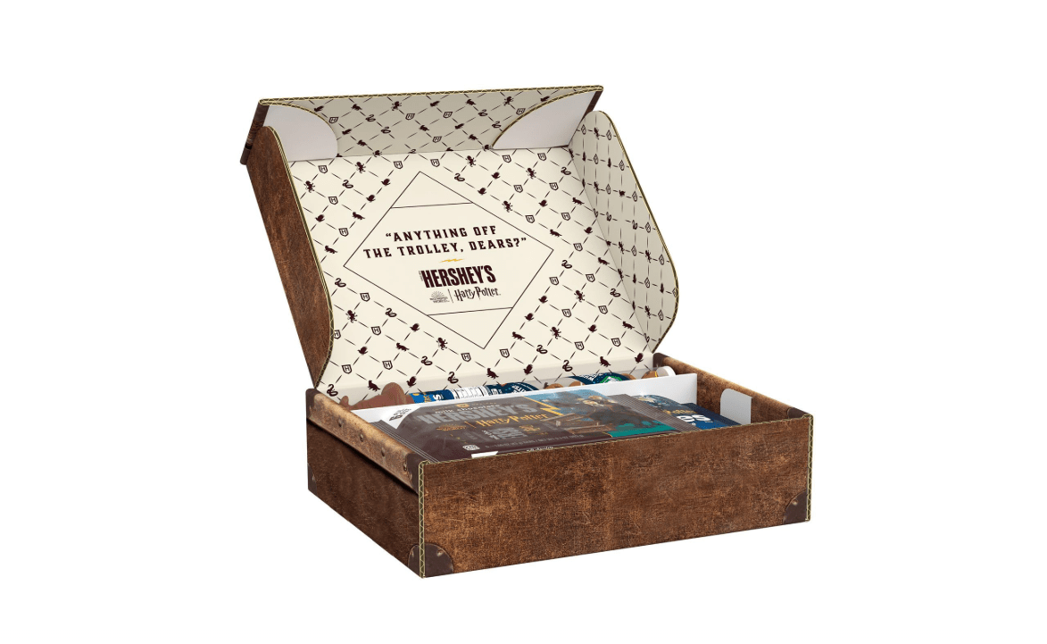 HERSHEY'S Harry Potter Milk Chocolate Variety Pack, Gift Box, Individually Wrapped, 30.33 oz (Amazon Exclusive) 