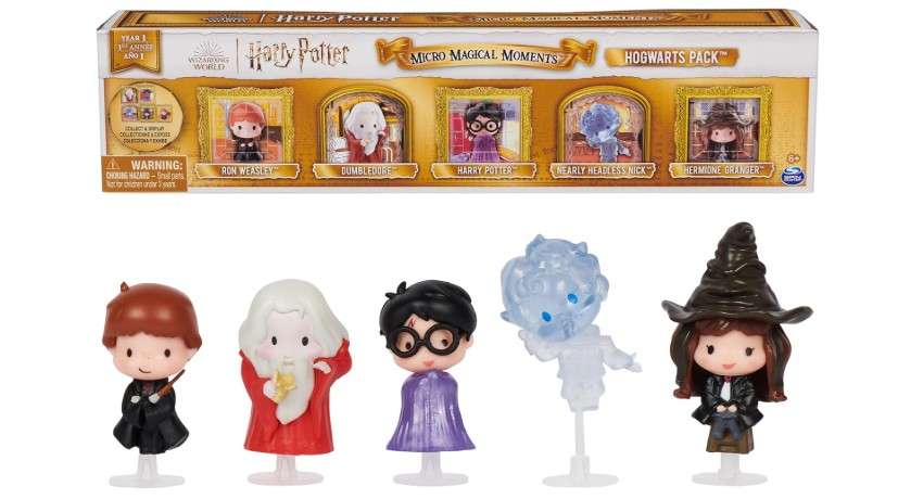 Wizarding World Harry Potter Micro Magical Moments Hogwarts Set, Ages 6+ | Amazon Exclusive, 5 1.5-inch Figures & Stackable Portrait Display Cases,... 