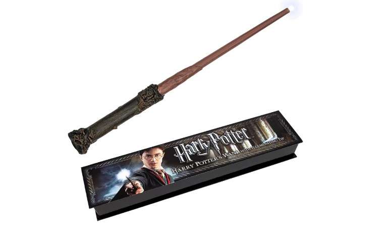 The Noble Collection Harry Potter Illuminating Wand
